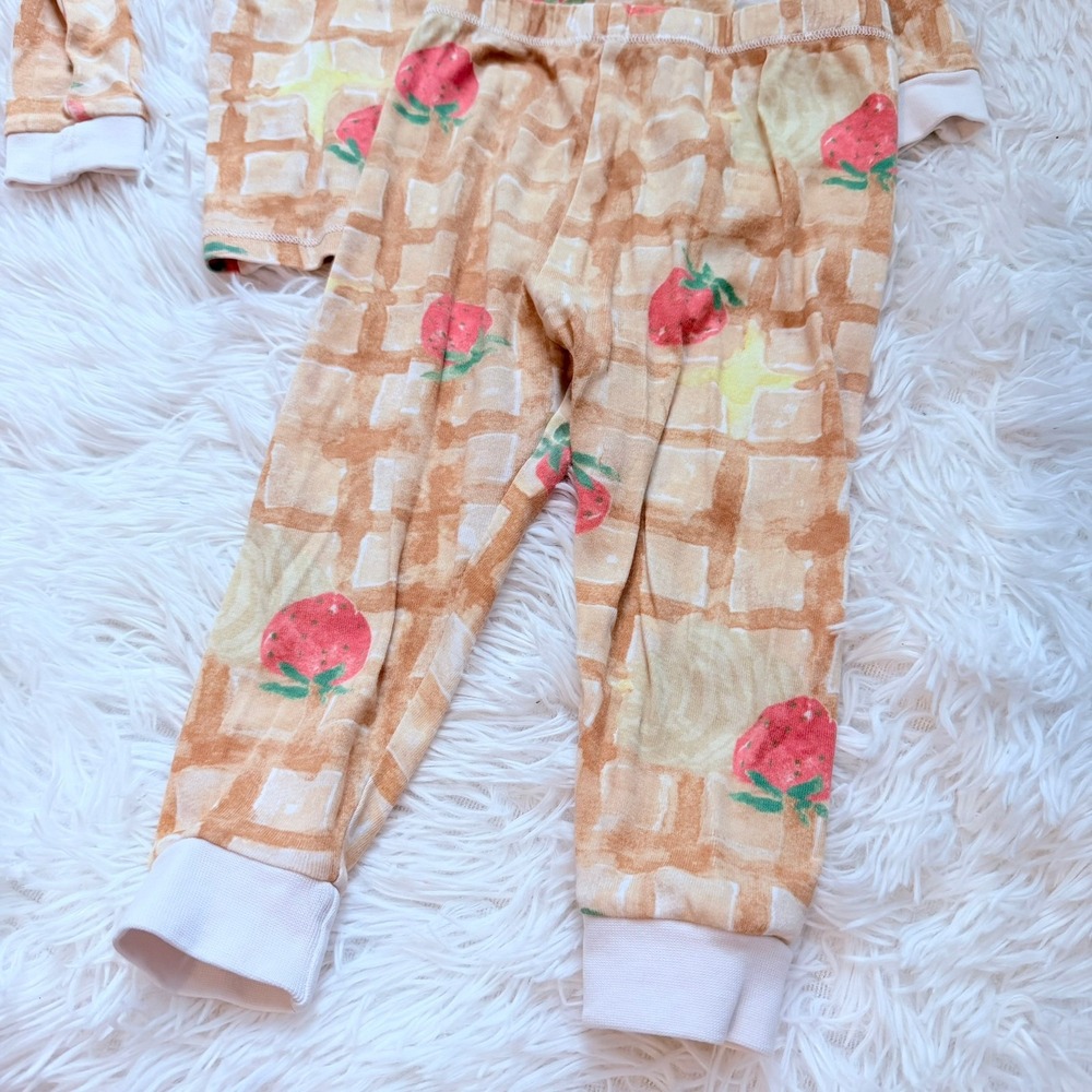Burt's Bees Baby 18M Pajama Set Waffle Strawberry Print Organic Cotton PJ Set - Picture 2 of 9